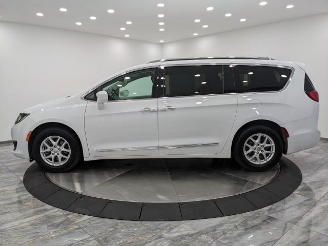 Used Chrysler Pacifica Touring L w/ rearCam 2020 | Car Revolution. Maple Shade, New Jersey Used Chrysler Pacifica Touring L w/ rearCam 2020 | Car Revolution. Maple Shade, New Jersey