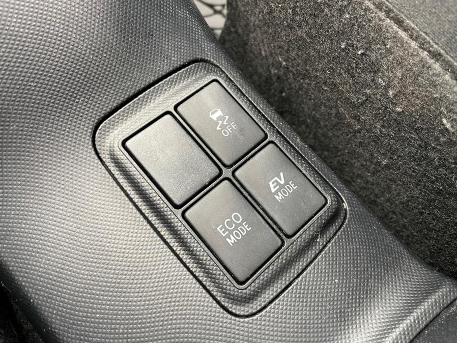 Used Toyota Prius c One 2016 | Green Light Auto Wholesale. Daly City, California Used Toyota Prius c One 2016 | Green Light Auto Wholesale. Daly City, California
