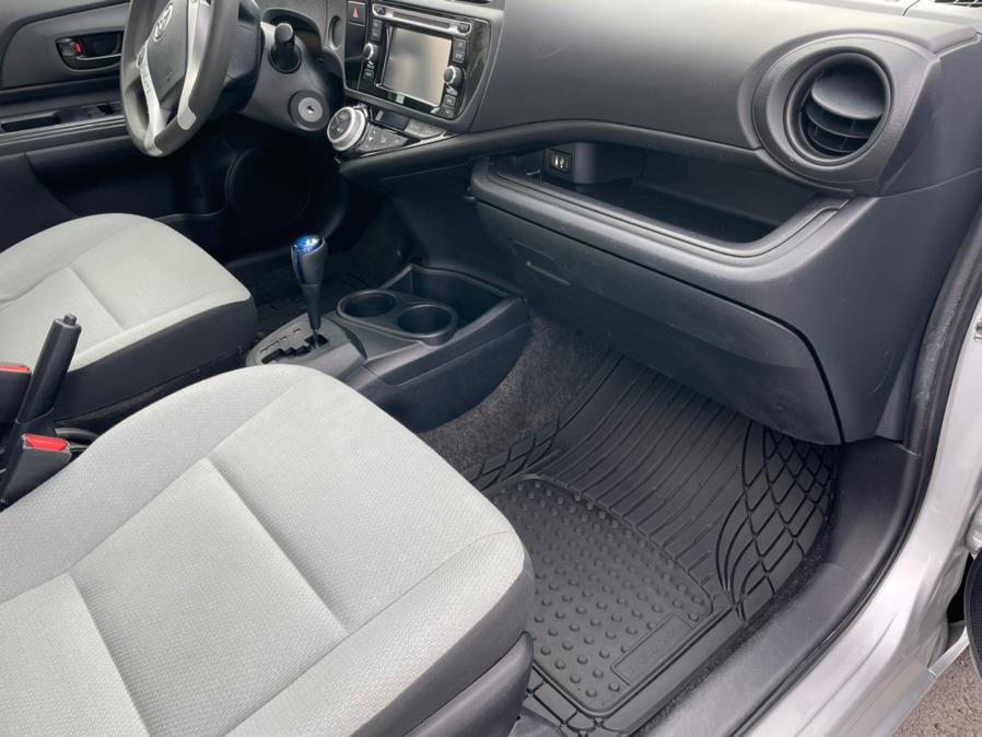 Used Toyota Prius c One 2016 | Green Light Auto Wholesale. Daly City, California Used Toyota Prius c One 2016 | Green Light Auto Wholesale. Daly City, California