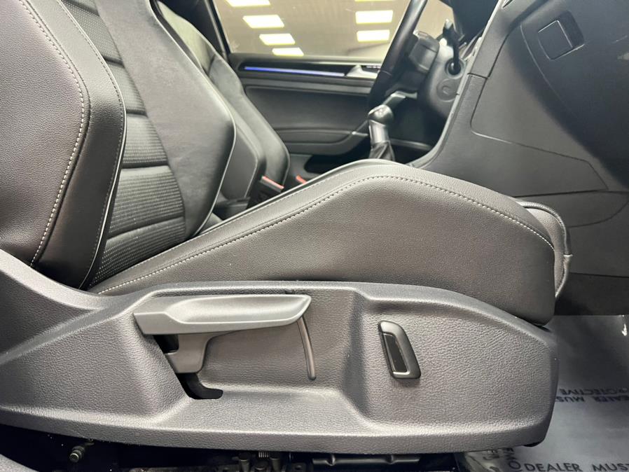 Used Volkswagen Golf R 2.0T Manual w/DCC/Nav 2019 | Power Motors East. Massapequa Park, New York Used Volkswagen Golf R 2.0T Manual w/DCC/Nav 2019 | Power Motors East. Massapequa Park, New York