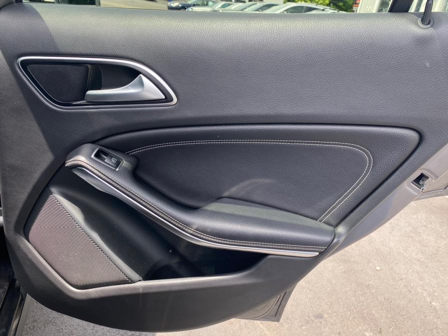 Used Mercedes-Benz GLA-Class 4MATIC 4dr GLA250 2015 | Lava Motors 2 Inc. Canton, Connecticut Used Mercedes-Benz GLA-Class 4MATIC 4dr GLA250 2015 | Lava Motors 2 Inc. Canton, Connecticut