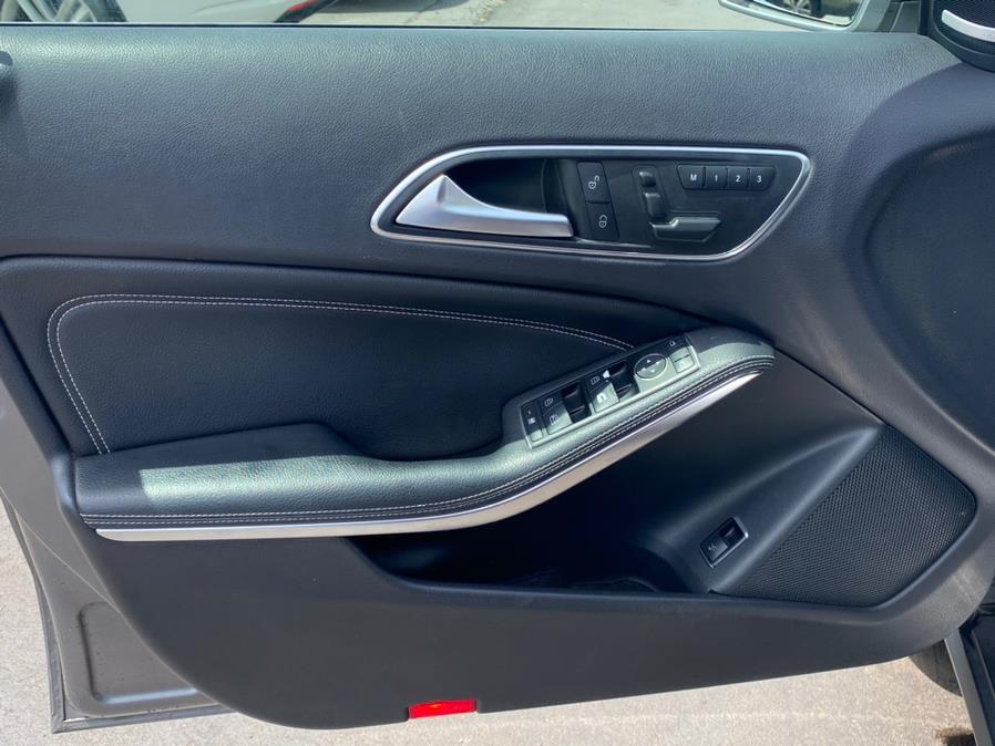 Used Mercedes-Benz GLA-Class 4MATIC 4dr GLA250 2015 | Lava Motors 2 Inc. Canton, Connecticut Used Mercedes-Benz GLA-Class 4MATIC 4dr GLA250 2015 | Lava Motors 2 Inc. Canton, Connecticut