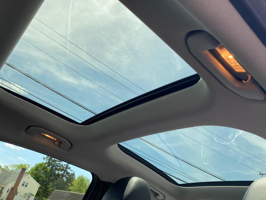 Used Mercedes-Benz GLA-Class 4MATIC 4dr GLA250 2015 | Lava Motors 2 Inc. Canton, Connecticut Used Mercedes-Benz GLA-Class 4MATIC 4dr GLA250 2015 | Lava Motors 2 Inc. Canton, Connecticut