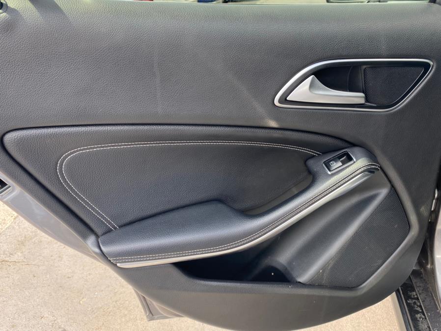 Used Mercedes-Benz GLA-Class 4MATIC 4dr GLA250 2015 | Lava Motors 2 Inc. Canton, Connecticut Used Mercedes-Benz GLA-Class 4MATIC 4dr GLA250 2015 | Lava Motors 2 Inc. Canton, Connecticut
