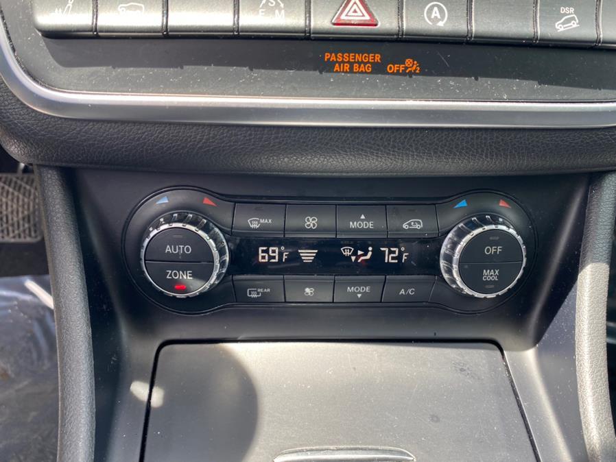 Used Mercedes-Benz GLA-Class 4MATIC 4dr GLA250 2015 | Lava Motors 2 Inc. Canton, Connecticut Used Mercedes-Benz GLA-Class 4MATIC 4dr GLA250 2015 | Lava Motors 2 Inc. Canton, Connecticut