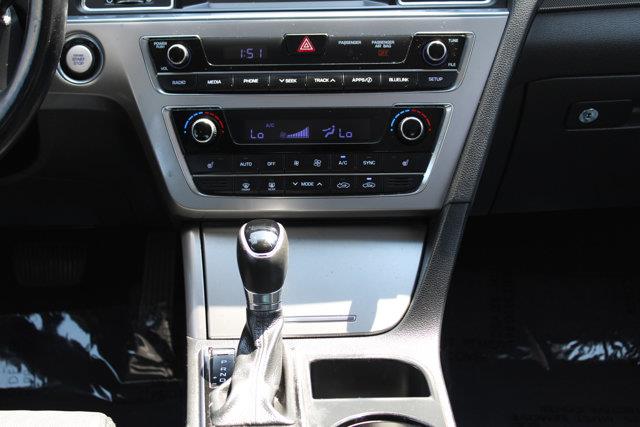Used Hyundai Sonata 2.4L Sport 2016 | NY Luxury Motors. Elmont, New York Used Hyundai Sonata 2.4L Sport 2016 | NY Luxury Motors. Elmont, New York