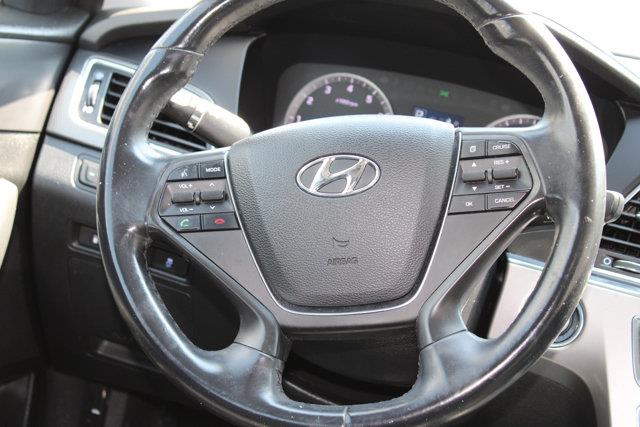 Used Hyundai Sonata 2.4L Sport 2016 | NY Luxury Motors. Elmont, New York Used Hyundai Sonata 2.4L Sport 2016 | NY Luxury Motors. Elmont, New York