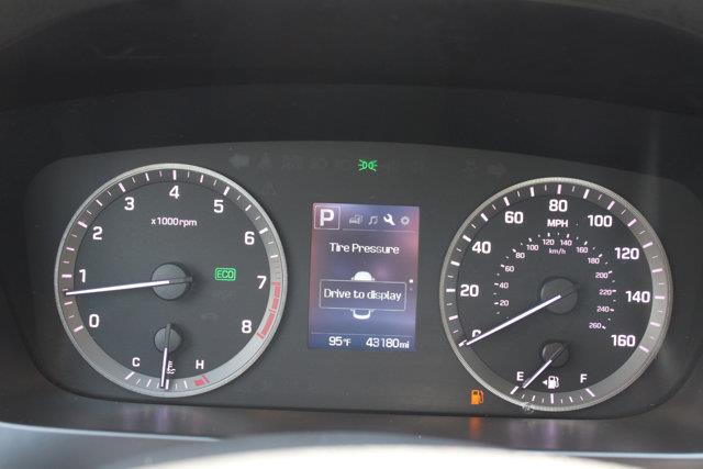 Used Hyundai Sonata 2.4L Sport 2016 | NY Luxury Motors. Elmont, New York Used Hyundai Sonata 2.4L Sport 2016 | NY Luxury Motors. Elmont, New York