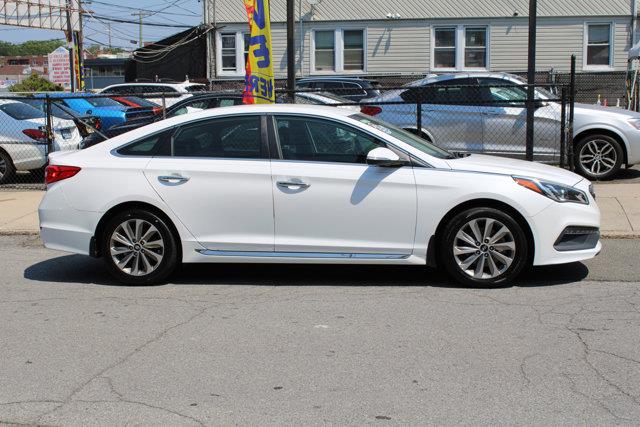 Used Hyundai Sonata 2.4L Sport 2016 | NY Luxury Motors. Elmont, New York Used Hyundai Sonata 2.4L Sport 2016 | NY Luxury Motors. Elmont, New York
