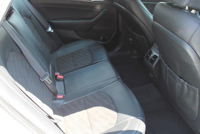 Used Hyundai Sonata 2.4L Sport 2016 | NY Luxury Motors. Elmont, New York Used Hyundai Sonata 2.4L Sport 2016 | NY Luxury Motors. Elmont, New York