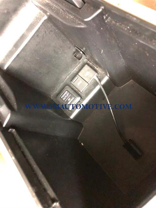 2012 Honda Accord 4dr I4 Auto LX, available for sale in Naugatuck, Connecticut | J&M Automotive Sls&Svc LLC. Naugatuck, Connecticut 2012 Honda Accord 4dr I4 Auto LX, available for sale in Naugatuck, Connecticut | J&M Automotive Sls&Svc LLC. Naugatuck, Connecticut