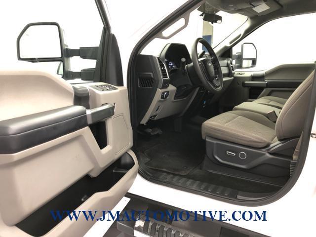 2017 Ford Super Duty F-250 Srw XLT 4WD Crew Cab 6.75' Box, available for sale in Naugatuck, Connecticut | J&M Automotive Sls&Svc LLC. Naugatuck, Connecticut 2017 Ford Super Duty F-250 Srw XLT 4WD Crew Cab 6.75' Box, available for sale in Naugatuck, Connecticut | J&M Automotive Sls&Svc LLC. Naugatuck, Connecticut