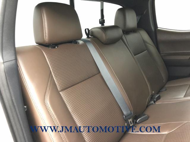 Used Toyota Tacoma 4WD Double Cab V6 AT Limited 2016 | J&M Automotive Sls&Svc LLC. Naugatuck, Connecticut Used Toyota Tacoma 4WD Double Cab V6 AT Limited 2016 | J&M Automotive Sls&Svc LLC. Naugatuck, Connecticut