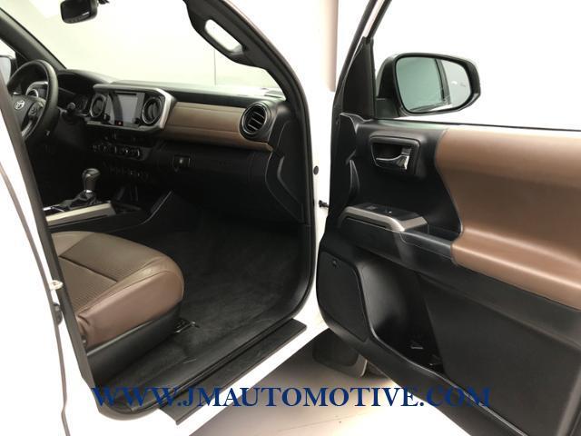 Used Toyota Tacoma 4WD Double Cab V6 AT Limited 2016 | J&M Automotive Sls&Svc LLC. Naugatuck, Connecticut Used Toyota Tacoma 4WD Double Cab V6 AT Limited 2016 | J&M Automotive Sls&Svc LLC. Naugatuck, Connecticut