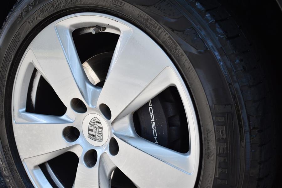 2019 Porsche Cayenne Base AWD 4dr SUV, available for sale in Great Neck, New York | Camy Cars. Great Neck, New York 2019 Porsche Cayenne Base AWD 4dr SUV, available for sale in Great Neck, New York | Camy Cars. Great Neck, New York