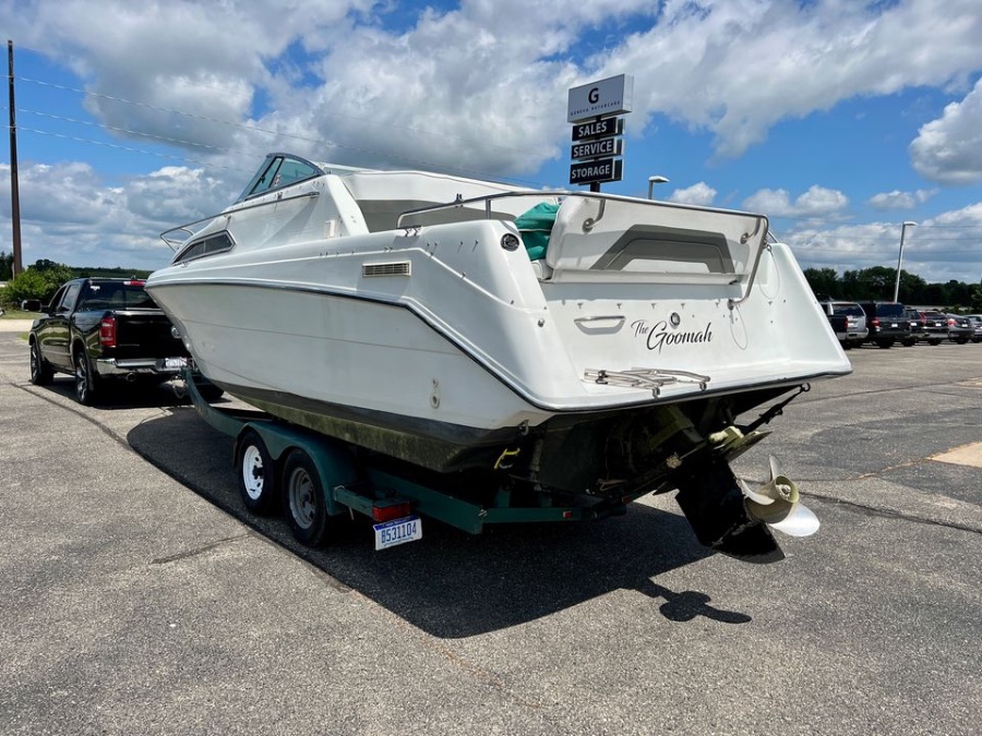 1992 Rinker Fiesta Vee 260, available for sale in Darien, Wisconsin | Geneva Motor Cars. Darien, Wisconsin 1992 Rinker Fiesta Vee 260, available for sale in Darien, Wisconsin | Geneva Motor Cars. Darien, Wisconsin