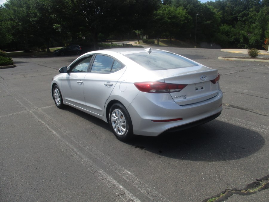 Used Hyundai Elantra SE 2.0L Auto (Alabama) (Disc) *Ltd Avail* 2017 | Universal Motors LLC. New Britain, Connecticut Used Hyundai Elantra SE 2.0L Auto (Alabama) (Disc) *Ltd Avail* 2017 | Universal Motors LLC. New Britain, Connecticut