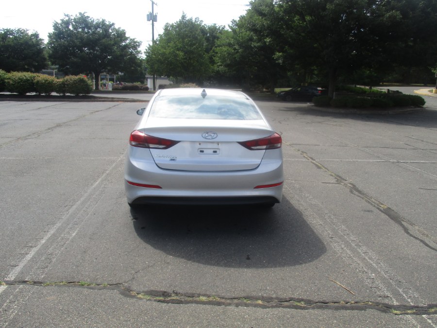 Used Hyundai Elantra SE 2.0L Auto (Alabama) (Disc) *Ltd Avail* 2017 | Universal Motors LLC. New Britain, Connecticut Used Hyundai Elantra SE 2.0L Auto (Alabama) (Disc) *Ltd Avail* 2017 | Universal Motors LLC. New Britain, Connecticut
