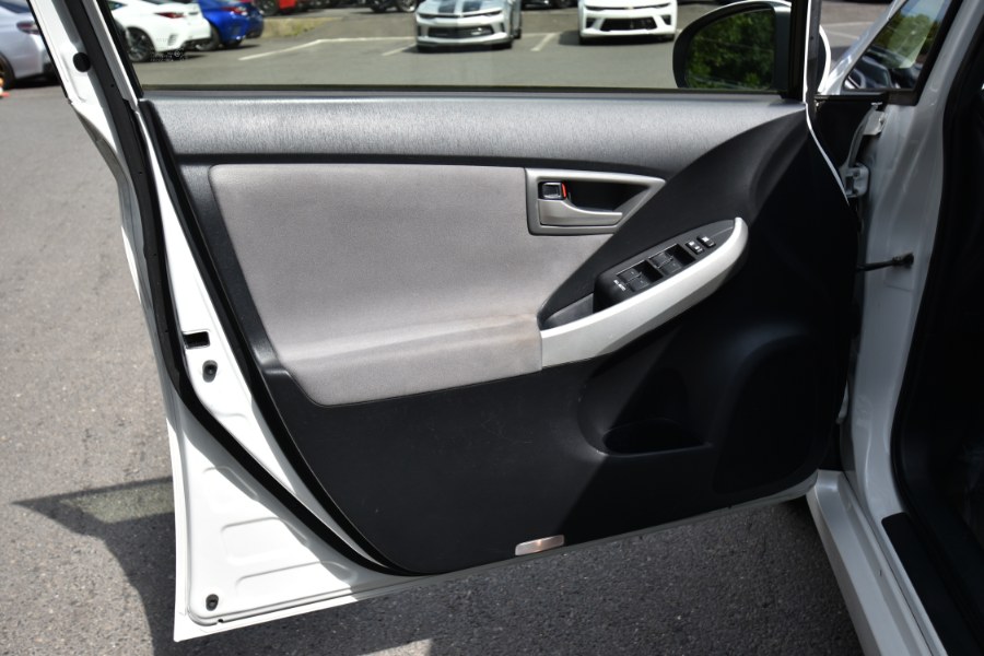 Used Toyota Prius 5dr HB Two 2015 | Highline Car Connection. Waterbury, Connecticut Used Toyota Prius 5dr HB Two 2015 | Highline Car Connection. Waterbury, Connecticut