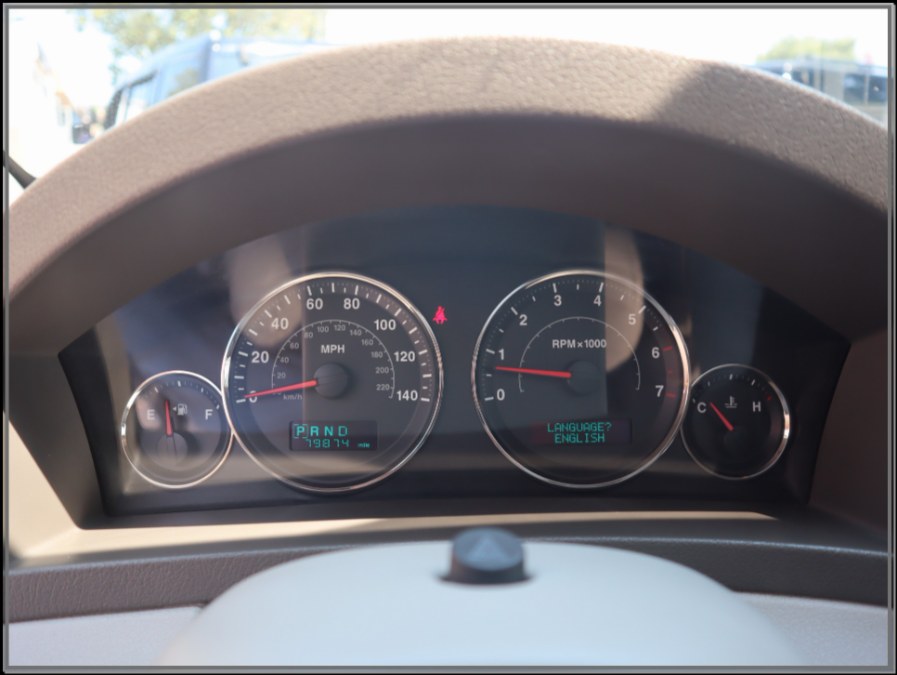 2005 Jeep Grand Cherokee 4dr Limited 4WD, available for sale in Huntington Station, New York | My Auto Inc.. Huntington Station, New York 2005 Jeep Grand Cherokee 4dr Limited 4WD, available for sale in Huntington Station, New York | My Auto Inc.. Huntington Station, New York