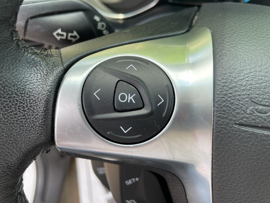 Used Ford Escape 4WD 4dr Titanium 2014 | Lex Autos LLC. Hartford, Connecticut Used Ford Escape 4WD 4dr Titanium 2014 | Lex Autos LLC. Hartford, Connecticut