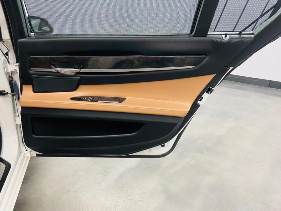 Used BMW 7 Series 4dr Sdn 750Li xDrive AWD 2015 | East Coast Auto Group. Linden, New Jersey Used BMW 7 Series 4dr Sdn 750Li xDrive AWD 2015 | East Coast Auto Group. Linden, New Jersey
