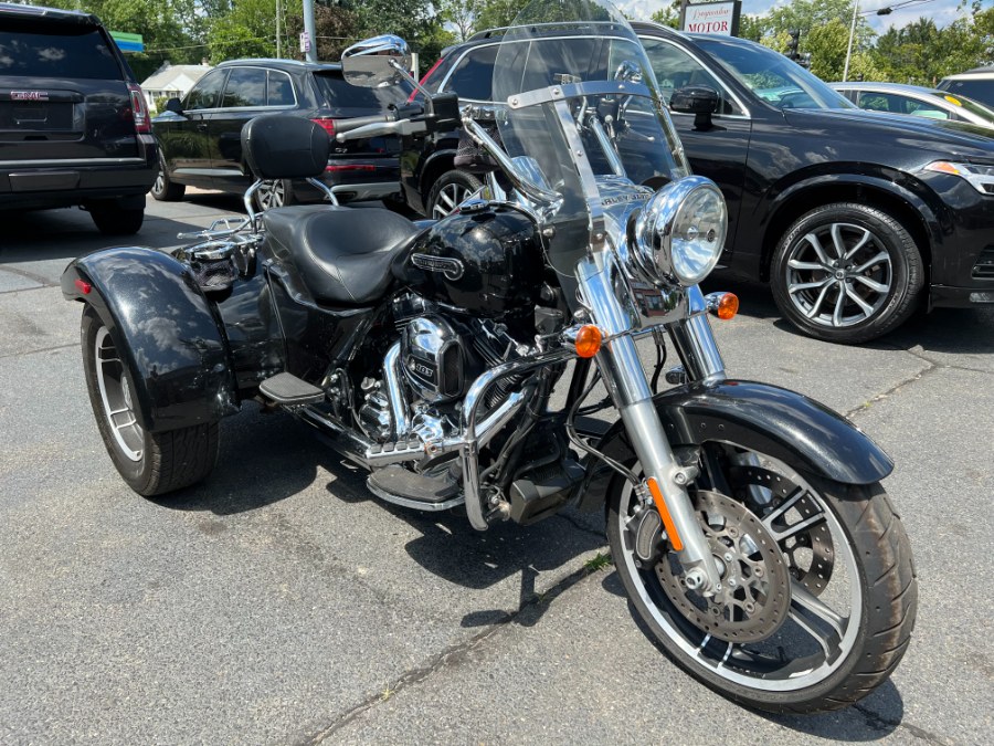 Used Harley Davidson Trike Freewheeler FLRT 2016 | Longmeadow Motor Cars. ENFIELD, Connecticut
