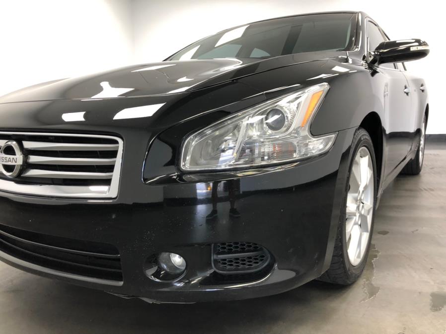 Used Nissan Maxima 4dr Sdn 3.5 SV 2014 | M Auto Group. Elizabeth, New Jersey Used Nissan Maxima 4dr Sdn 3.5 SV 2014 | M Auto Group. Elizabeth, New Jersey