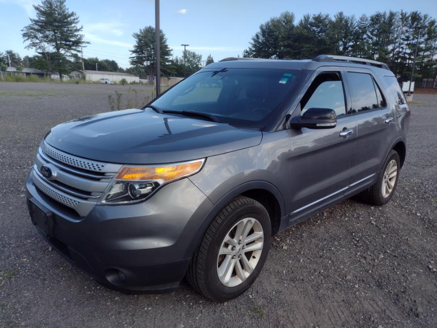 2013 Ford Explorer 4WD 4dr XLT, available for sale in Chicopee, Massachusetts | Matts Auto Mall LLC. Chicopee, Massachusetts