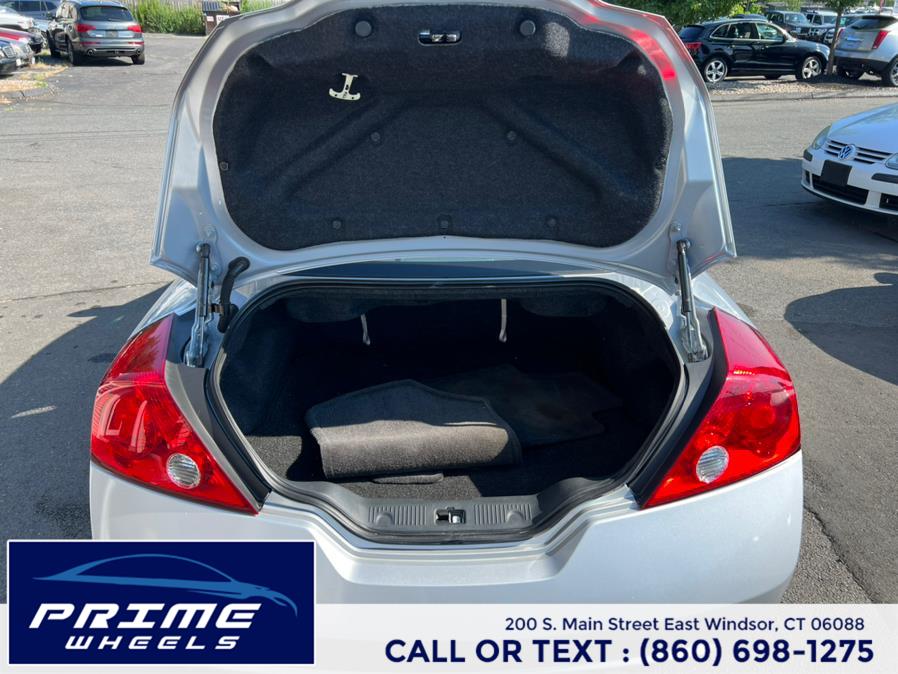 Used Nissan Altima 2dr Cpe I4 CVT 2.5 S 2012 | Prime Wheels. East Windsor, Connecticut Used Nissan Altima 2dr Cpe I4 CVT 2.5 S 2012 | Prime Wheels. East Windsor, Connecticut