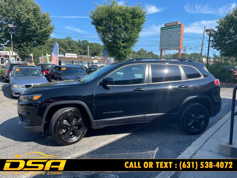2019 Jeep Cherokee Latitude Plus 4x4, available for sale in Commack, New York | DSA Motor Sports Corp. Commack, New York 2019 Jeep Cherokee Latitude Plus 4x4, available for sale in Commack, New York | DSA Motor Sports Corp. Commack, New York
