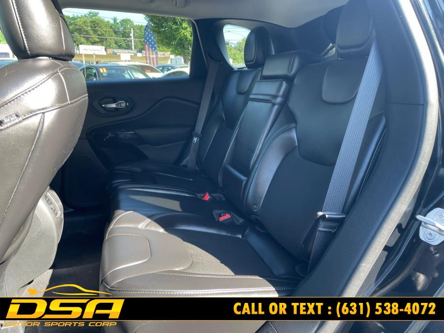 2019 Jeep Cherokee Latitude Plus 4x4, available for sale in Commack, New York | DSA Motor Sports Corp. Commack, New York 2019 Jeep Cherokee Latitude Plus 4x4, available for sale in Commack, New York | DSA Motor Sports Corp. Commack, New York