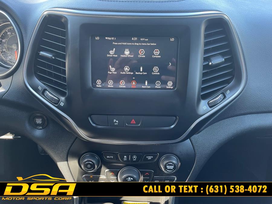 2019 Jeep Cherokee Latitude Plus 4x4, available for sale in Commack, New York | DSA Motor Sports Corp. Commack, New York 2019 Jeep Cherokee Latitude Plus 4x4, available for sale in Commack, New York | DSA Motor Sports Corp. Commack, New York