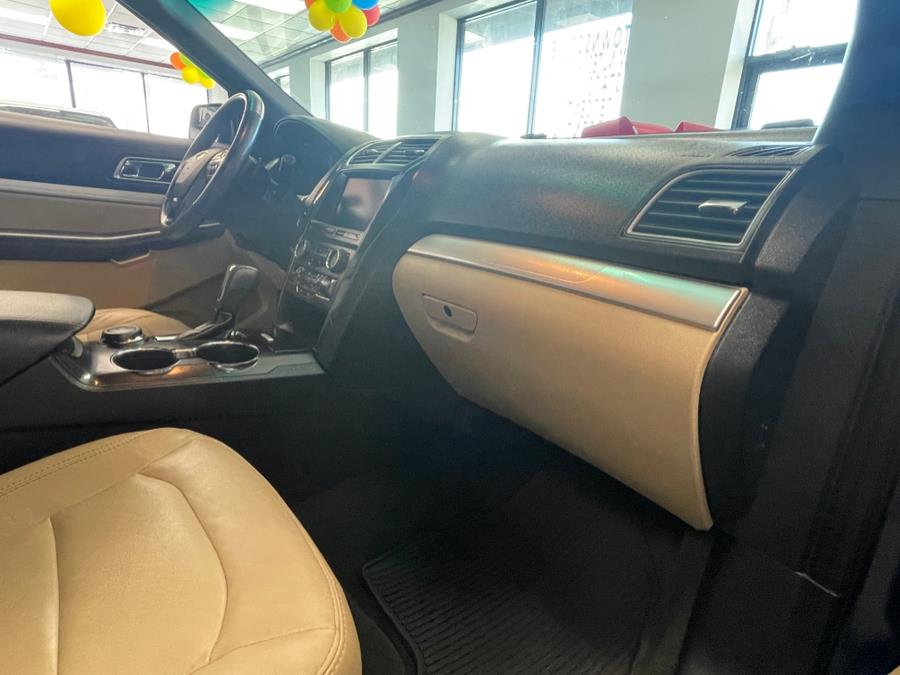 2016 Ford Explorer 4WD 4dr XLT, available for sale in Inwood, New York | 5 Towns Drive. Inwood, New York 2016 Ford Explorer 4WD 4dr XLT, available for sale in Inwood, New York | 5 Towns Drive. Inwood, New York