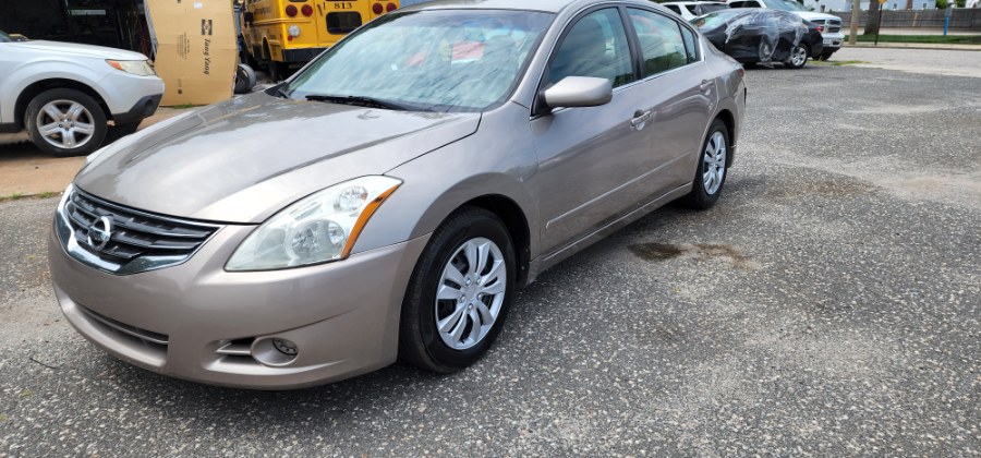 2012 Nissan Altima 4dr Sdn I4 CVT 2.5 S, available for sale in Patchogue, New York | Romaxx Truxx. Patchogue, New York