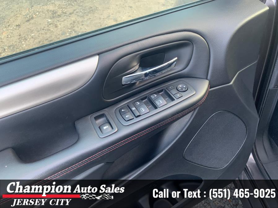 Used Dodge Grand Caravan GT Wagon 2019 | Champion Auto Sales of JC. Jersey City, New Jersey Used Dodge Grand Caravan GT Wagon 2019 | Champion Auto Sales of JC. Jersey City, New Jersey