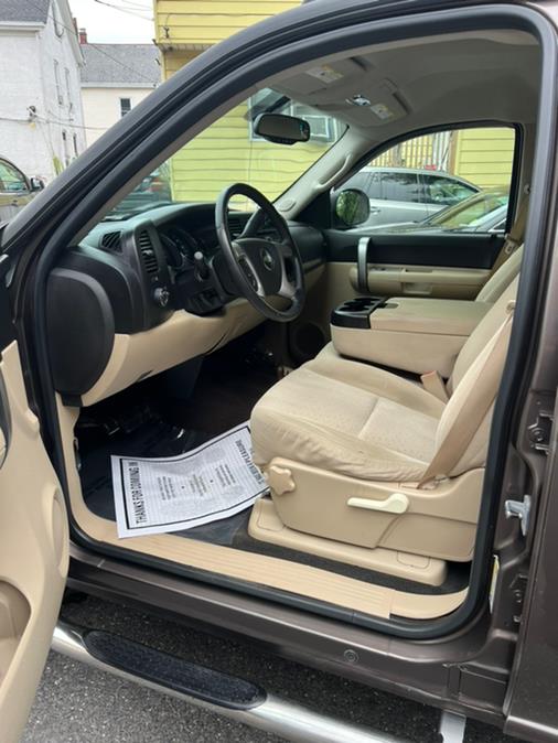2007 Chevrolet Silverado 1500 4WD Crew Cab 143.5" LT w/2LT, available for sale in Garfield, New Jersey | Mikes Auto Sales LLC. Garfield, New Jersey 2007 Chevrolet Silverado 1500 4WD Crew Cab 143.5" LT w/2LT, available for sale in Garfield, New Jersey | Mikes Auto Sales LLC. Garfield, New Jersey
