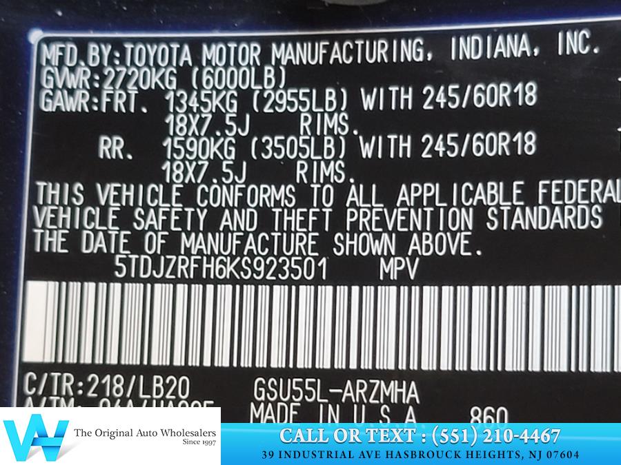 2019 Toyota Highlander XLE V6 AWD (Natl), available for sale in Lodi, New Jersey | AW Auto & Truck Wholesalers, Inc. Lodi, New Jersey 2019 Toyota Highlander XLE V6 AWD (Natl), available for sale in Lodi, New Jersey | AW Auto & Truck Wholesalers, Inc. Lodi, New Jersey