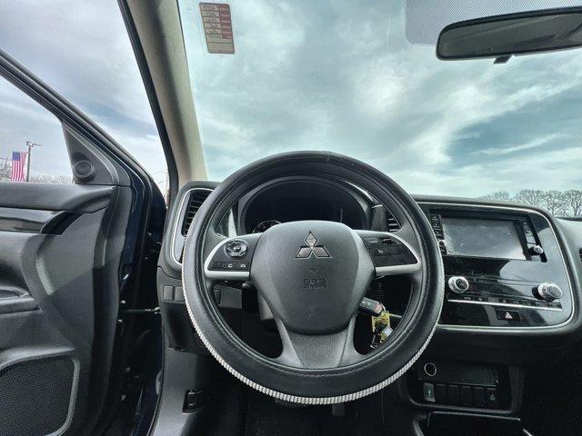 2020 Mitsubishi Outlander ES, available for sale in Great Neck, New York | Camy Cars. Great Neck, New York 2020 Mitsubishi Outlander ES, available for sale in Great Neck, New York | Camy Cars. Great Neck, New York