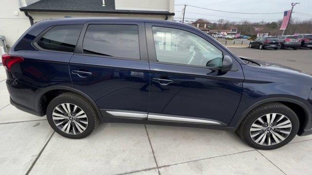 2020 Mitsubishi Outlander ES, available for sale in Great Neck, New York | Camy Cars. Great Neck, New York 2020 Mitsubishi Outlander ES, available for sale in Great Neck, New York | Camy Cars. Great Neck, New York