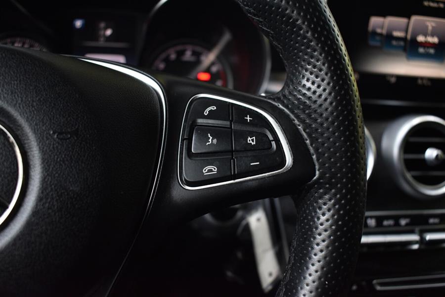 2018 Mercedes-benz Glc GLC 300 4MATIC AWD 4dr SUV, available for sale in Great Neck, New York | Camy Cars. Great Neck, New York 2018 Mercedes-benz Glc GLC 300 4MATIC AWD 4dr SUV, available for sale in Great Neck, New York | Camy Cars. Great Neck, New York