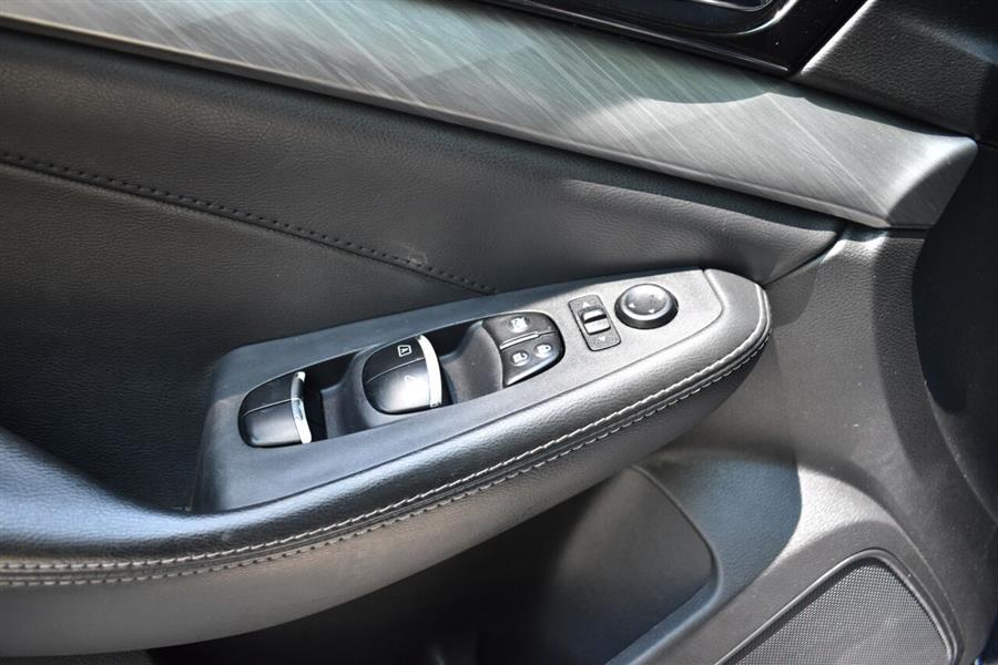 Used Nissan Maxima 3.5 SL 4dr Sedan 2018 | Camy Cars. Great Neck, New York Used Nissan Maxima 3.5 SL 4dr Sedan 2018 | Camy Cars. Great Neck, New York
