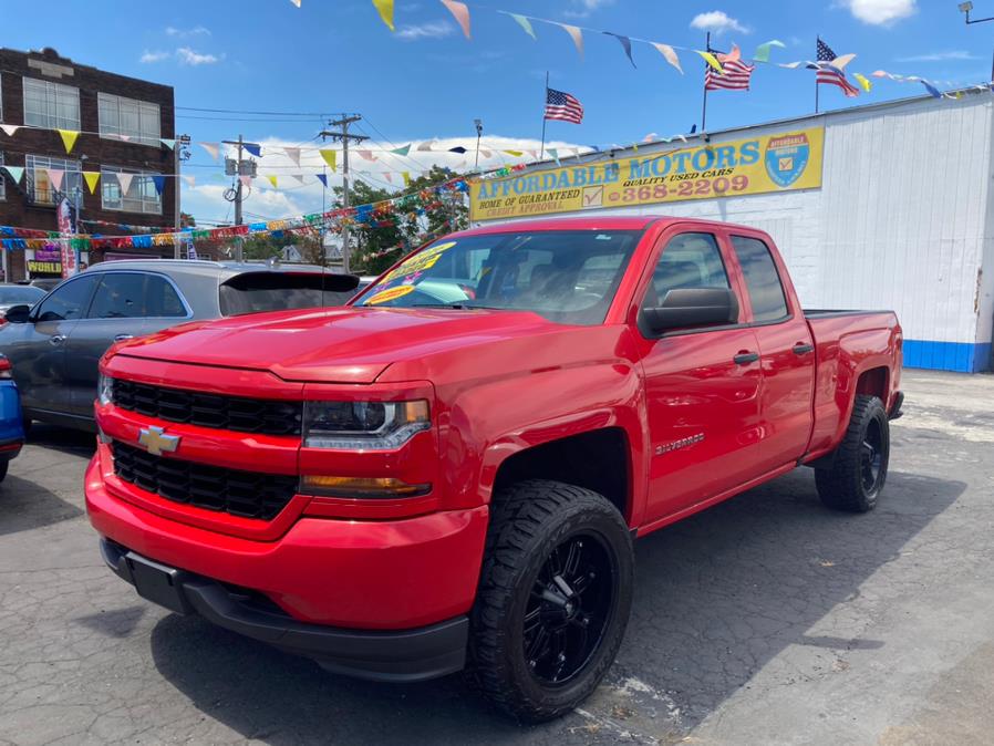 Used Chevrolet Silverado 1500 4WD Double Cab 143.5" Custom 2016 | Affordable Motors Inc. Bridgeport, Connecticut Used Chevrolet Silverado 1500 4WD Double Cab 143.5" Custom 2016 | Affordable Motors Inc. Bridgeport, Connecticut