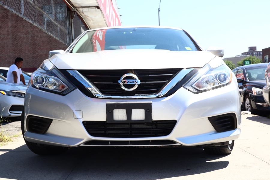 2018 Nissan Altima 2.5 S Sedan, available for sale in Jamaica, New York | Hillside Auto Mall Inc.. Jamaica, New York 2018 Nissan Altima 2.5 S Sedan, available for sale in Jamaica, New York | Hillside Auto Mall Inc.. Jamaica, New York
