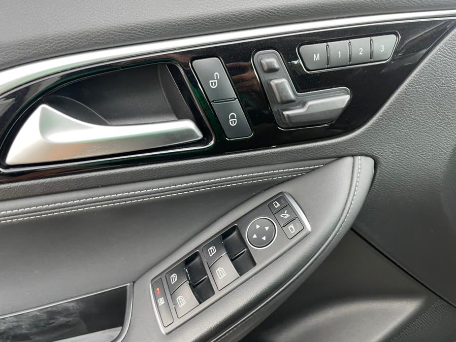 2017 INFINITI QX30 Luxury, available for sale in Jamaica, New York | Sylhet Motors Inc.. Jamaica, New York 2017 INFINITI QX30 Luxury, available for sale in Jamaica, New York | Sylhet Motors Inc.. Jamaica, New York