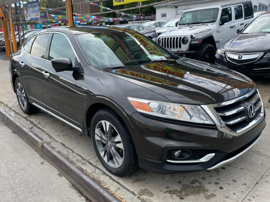 2013 Honda Crosstour 4WD V6 EX-L w/Navi, available for sale in Jamaica, New York | Sylhet Motors Inc.. Jamaica, New York