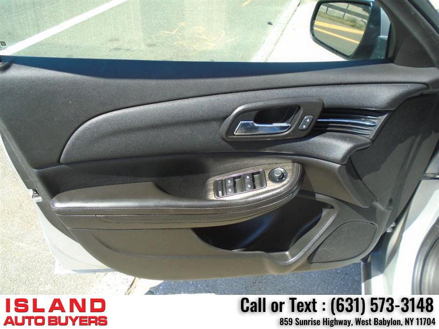 Used Chevrolet Malibu LTZ 4dr Sedan w/1LZ 2014 | Island Auto Buyers. West Babylon, New York Used Chevrolet Malibu LTZ 4dr Sedan w/1LZ 2014 | Island Auto Buyers. West Babylon, New York