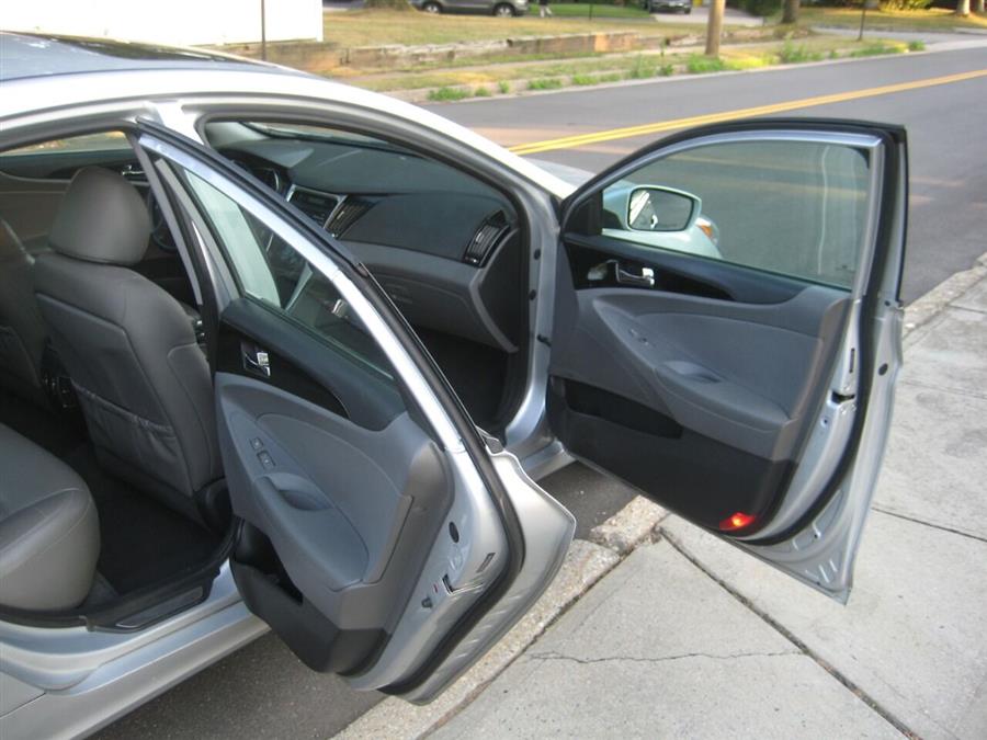 2013 Hyundai Sonata Limited 2.0T 4dr Sedan, available for sale in Massapequa, New York | Rite Choice Auto Inc.. Massapequa, New York 2013 Hyundai Sonata Limited 2.0T 4dr Sedan, available for sale in Massapequa, New York | Rite Choice Auto Inc.. Massapequa, New York