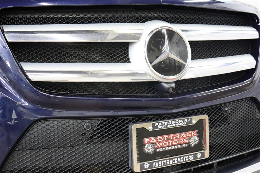 2014 Mercedes-benz Gl 550 4MATIC, available for sale in Paterson, New Jersey | Fast Track Motors. Paterson, New Jersey 2014 Mercedes-benz Gl 550 4MATIC, available for sale in Paterson, New Jersey | Fast Track Motors. Paterson, New Jersey