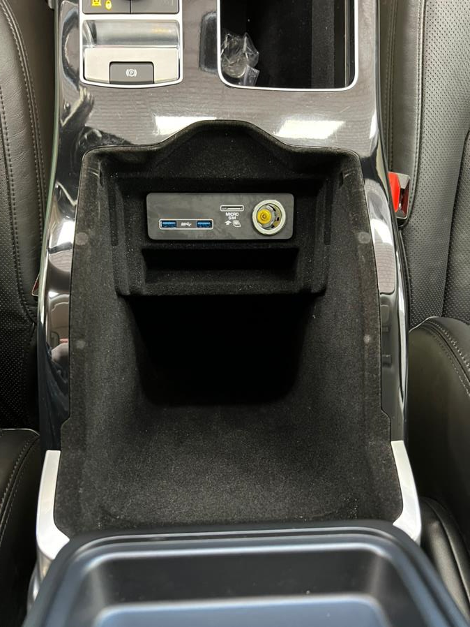 Used Land Rover Range Rover V6 Supercharged HSE SWB 2019 | Power Motors East. Massapequa Park, New York Used Land Rover Range Rover V6 Supercharged HSE SWB 2019 | Power Motors East. Massapequa Park, New York